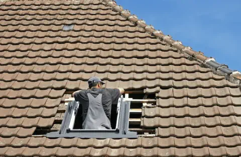 Pose de velux - La Chapelle-d'Aligné